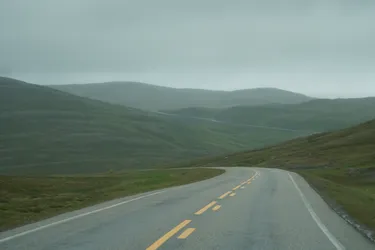 SONY ZV-E10 – Sony FE 70-300mm F4.5-5.6 G OSS