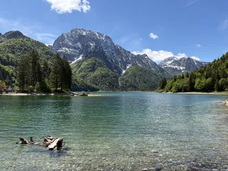 Tarvisio, Italy – Apple iPhone 17