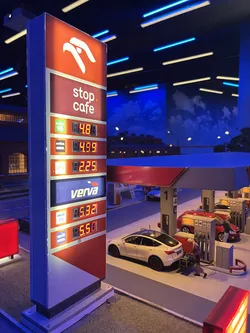 Wrocław, Poland – Apple iPhone 13