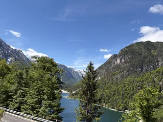 Tarvisio, Italy – Apple iPhone 17