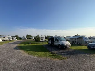 Saue, Estonia – Apple iPhone 13