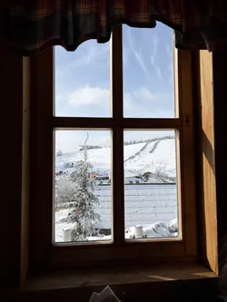 Ludwikowice Kłodzkie, Poland – Apple iPhone 17