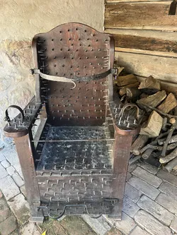 Odrzykoń, Poland – Apple iPhone 13