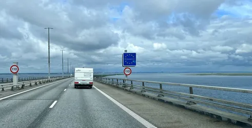 Bunkeflostrand, Sweden – Apple iPhone 13