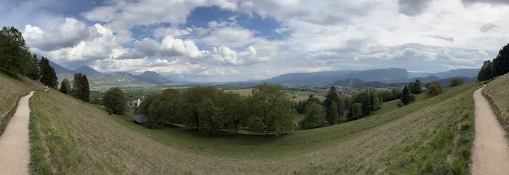 Zasip, Slovenia – Apple iPhone 17