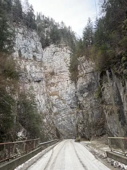 Rucăr, Romania – Apple iPhone 17