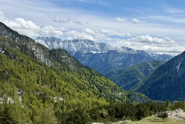Kranjska Gora, Slovenia – Apple iPhone 17
