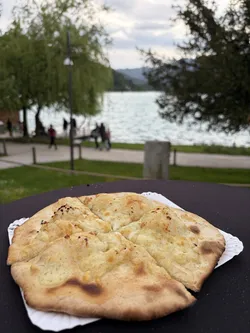 Bled, Slovenia – Apple iPhone 17