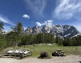 Kranjska Gora, Slovenia – Apple iPhone 17