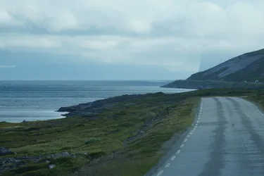 SONY ZV-E10 – Sony FE 70-300mm F4.5-5.6 G OSS