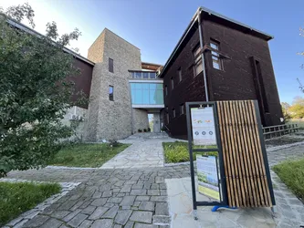 Krempna, Poland – Apple iPhone 13