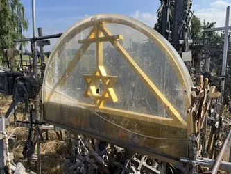 Šiauliai, Lithuania – Apple iPhone 13