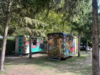 Hédervár, Hungary – Apple iPhone 13