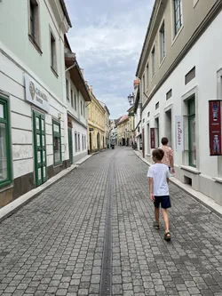 Eger, Hungary – Apple iPhone 13